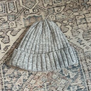 Aritzia Main Character Grey Toque